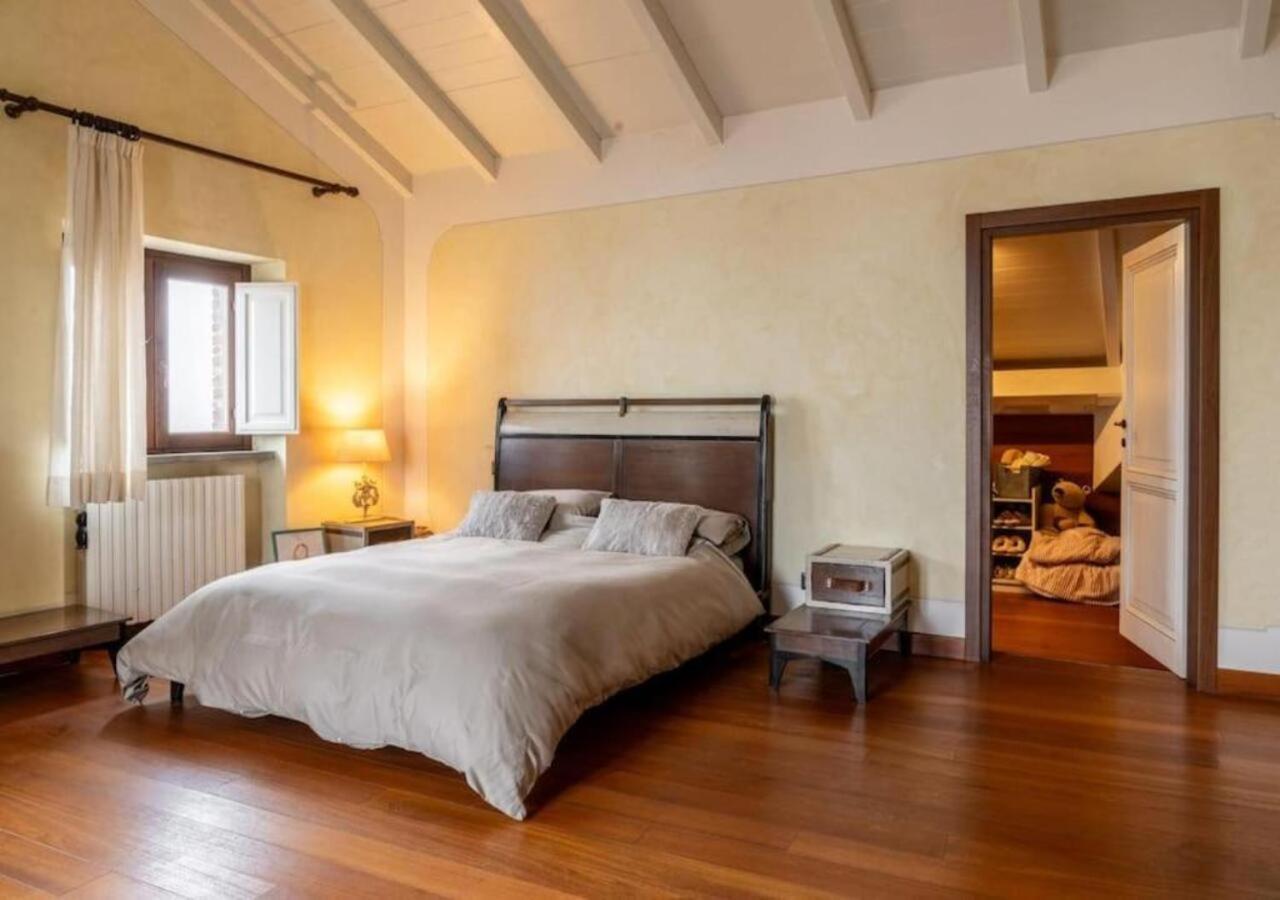 Ferienwohnung La Terrazza Sul Verde, Vista Mozzafiato In Pieno Centro Todi Exterior foto
